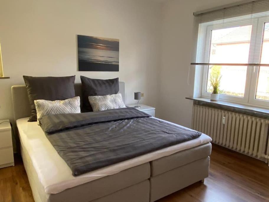Feddersen Living Grosse Ferienwohnung - Garten - Terrasse - Smart Tv - Netflix บรุนส์บึทเทล ภายนอก รูปภาพ