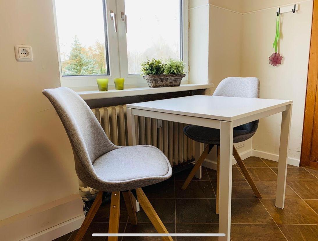 Feddersen Living Grosse Ferienwohnung - Garten - Terrasse - Smart Tv - Netflix บรุนส์บึทเทล ภายนอก รูปภาพ