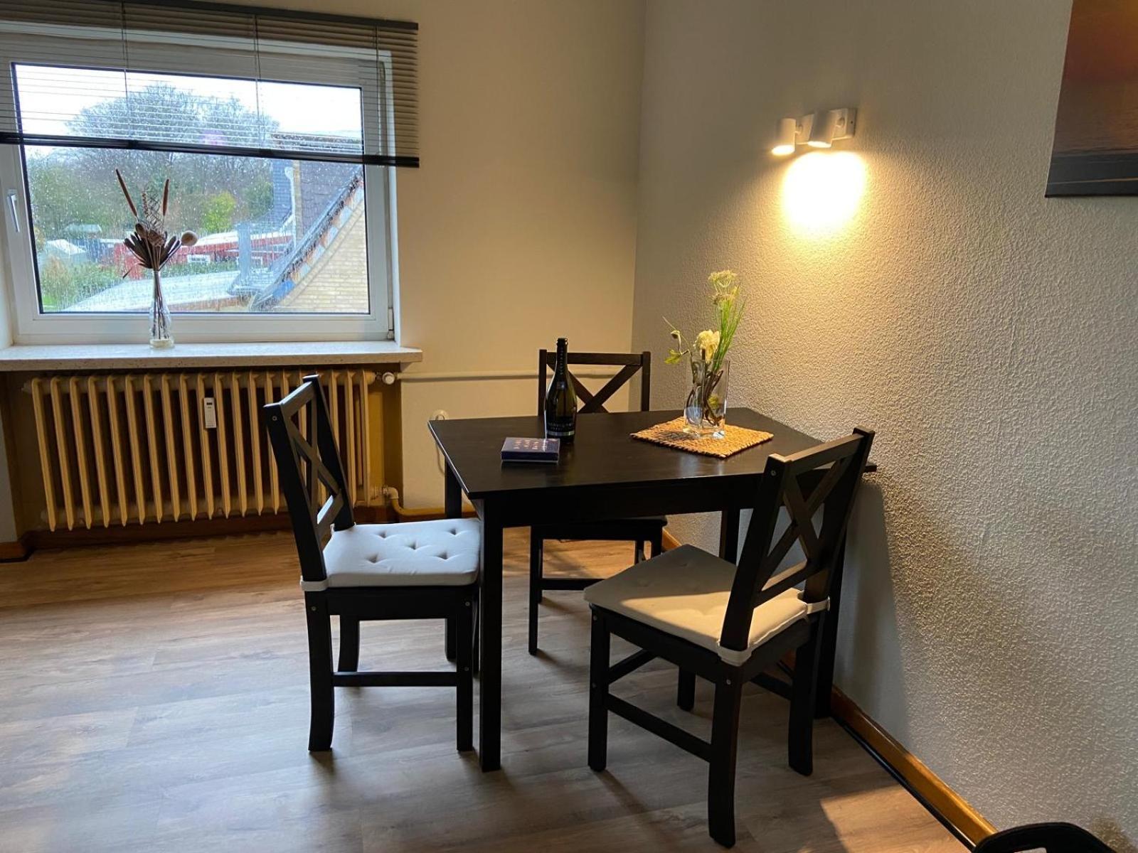 Feddersen Living Grosse Ferienwohnung - Garten - Terrasse - Smart Tv - Netflix บรุนส์บึทเทล ภายนอก รูปภาพ